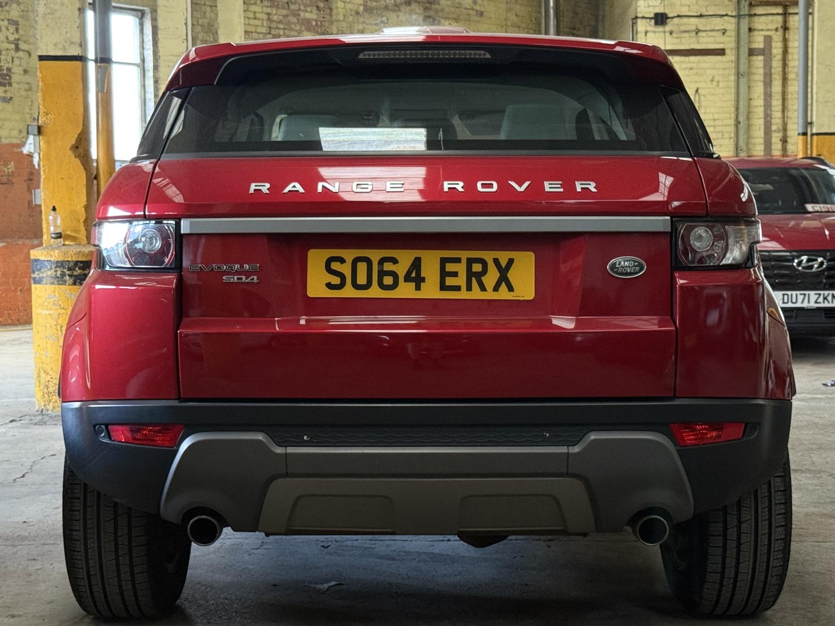 Land Rover Range Rover Evoque 2.2 SD4 Pure Tech SUV 5dr Diesel Manual 4WD Euro 5 (s/s) (190 ps)