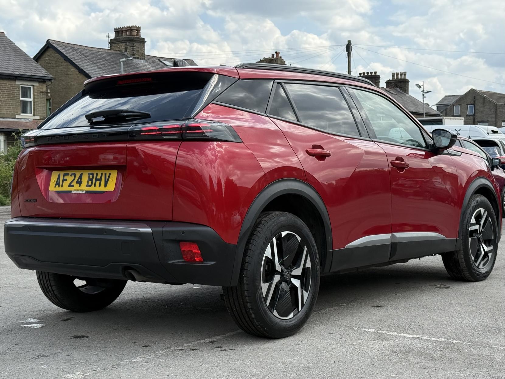 Peugeot 2008 1.2 PureTech Allure SUV 5dr Petrol Manual Euro 6 (s/s) (100 ps)