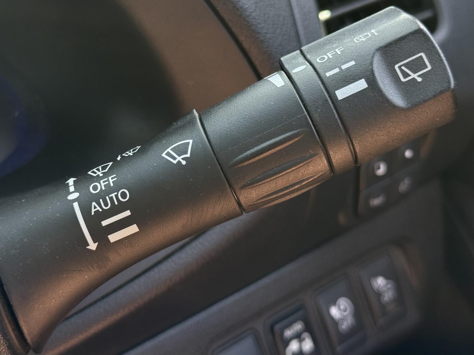 Nissan Leaf 24kWh Tekna Hatchback 5dr Electric Auto (107 bhp)
