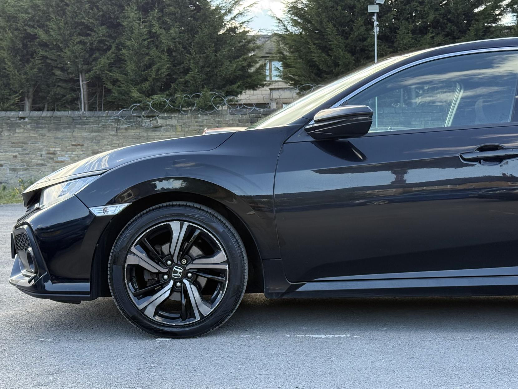 Honda Civic 1.0 VTEC Turbo SR Hatchback 5dr Petrol Manual Euro 6 (s/s) (129 ps)