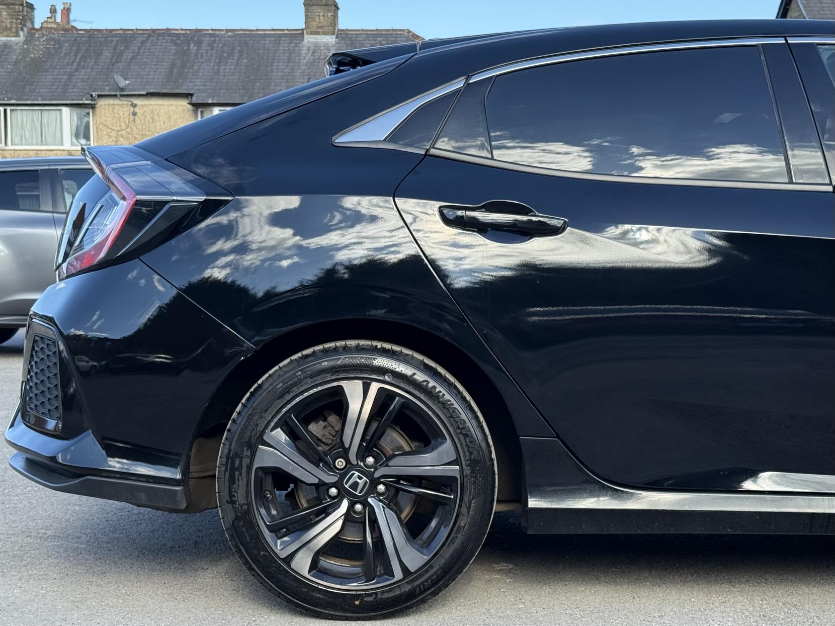 Honda Civic 1.0 VTEC Turbo SR Hatchback 5dr Petrol Manual Euro 6 (s/s) (129 ps)