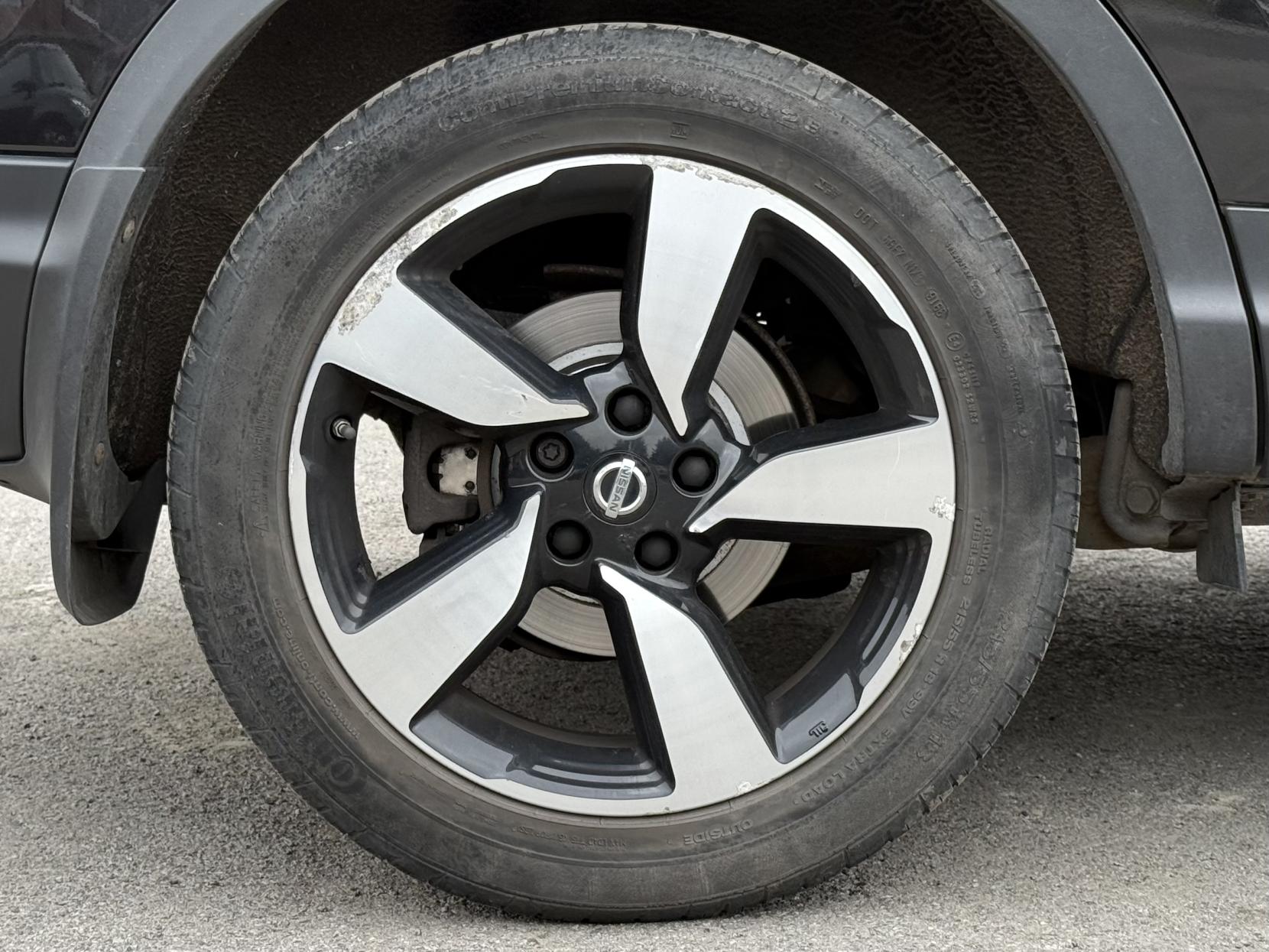 Nissan Qashqai 1.2 DIG-T N-Vision SUV 5dr Petrol Manual 2WD Euro 6 (s/s) (115 ps)