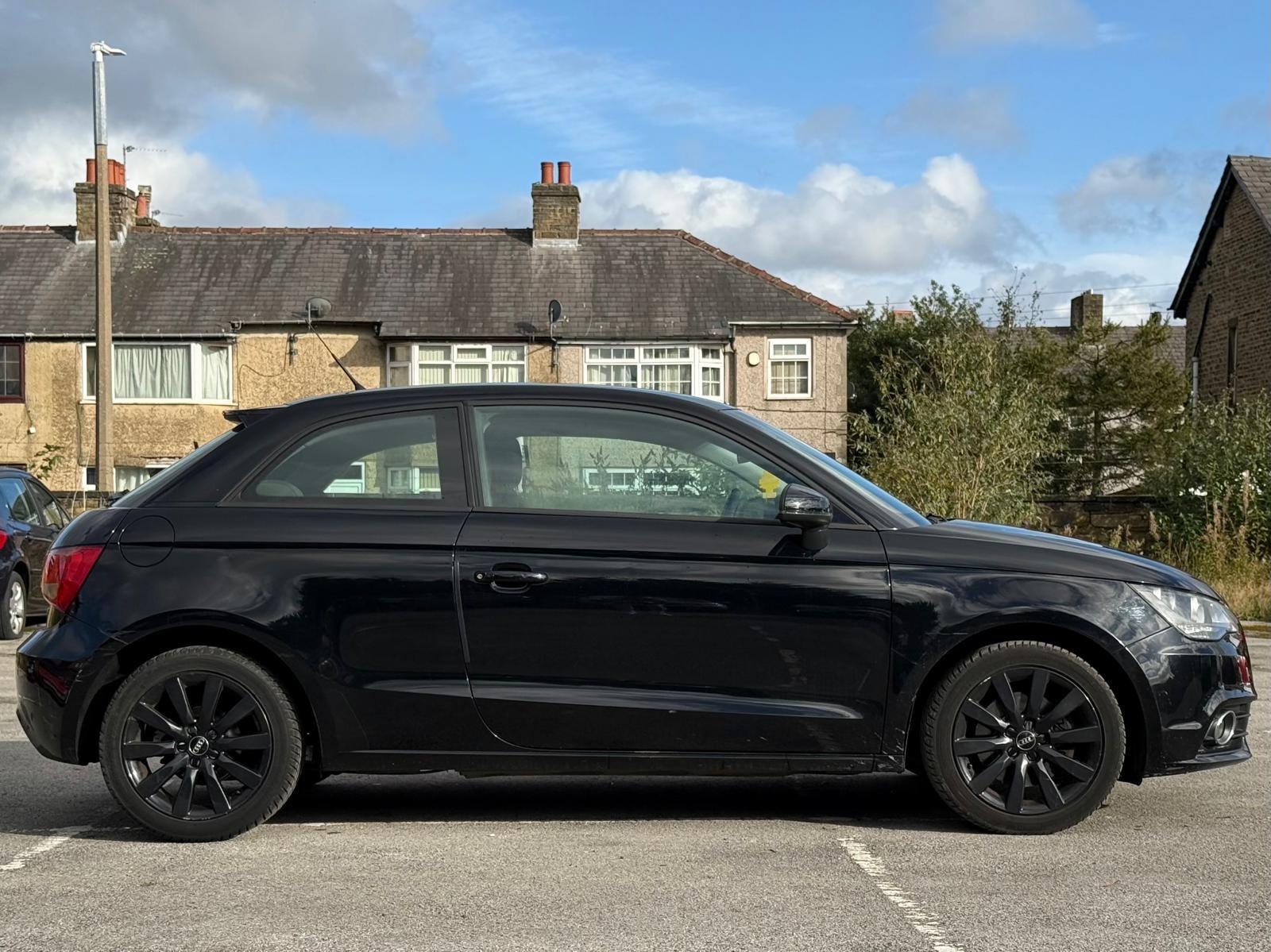 Audi A1 1.6 TDI Sport Hatchback 3dr Diesel Manual Euro 5 (s/s) (105 ps)