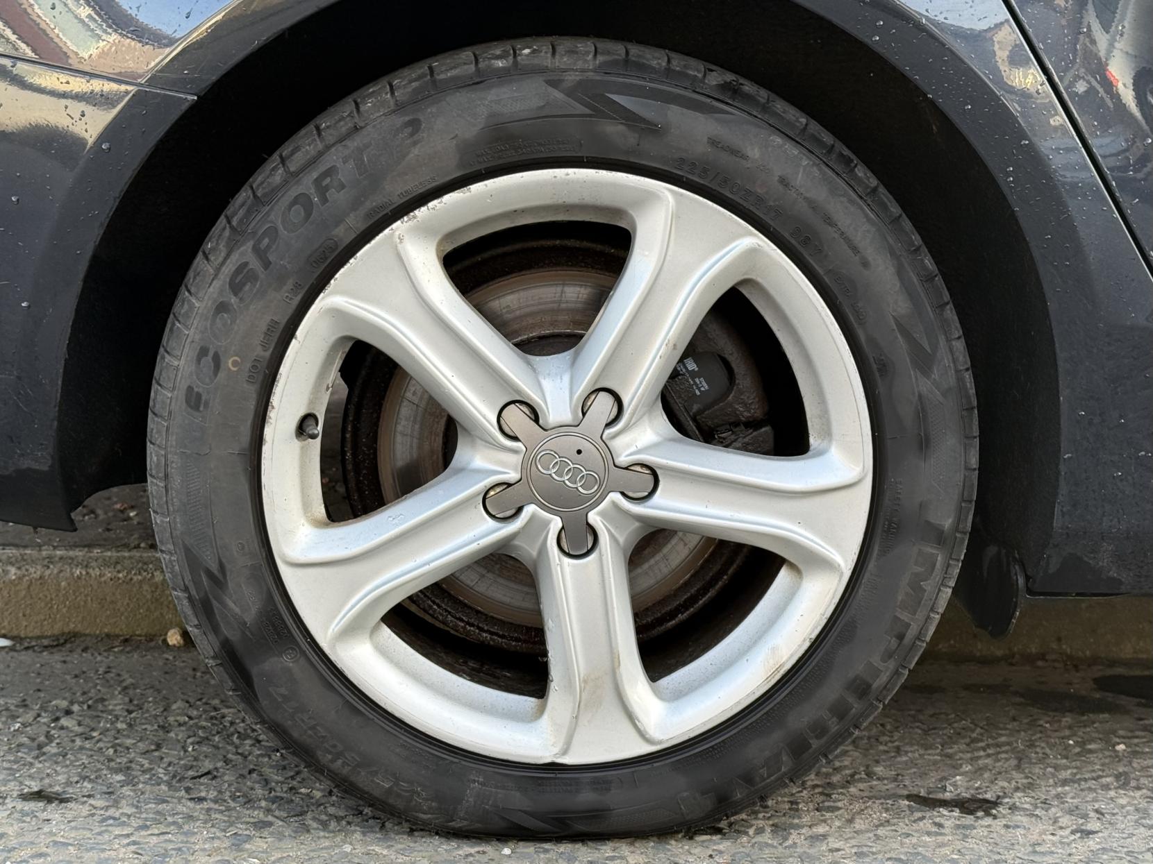 Audi A4 2.0 TDI SE Technik Saloon 4dr Diesel S Tronic quattro Euro 5 (s/s) (177 ps)