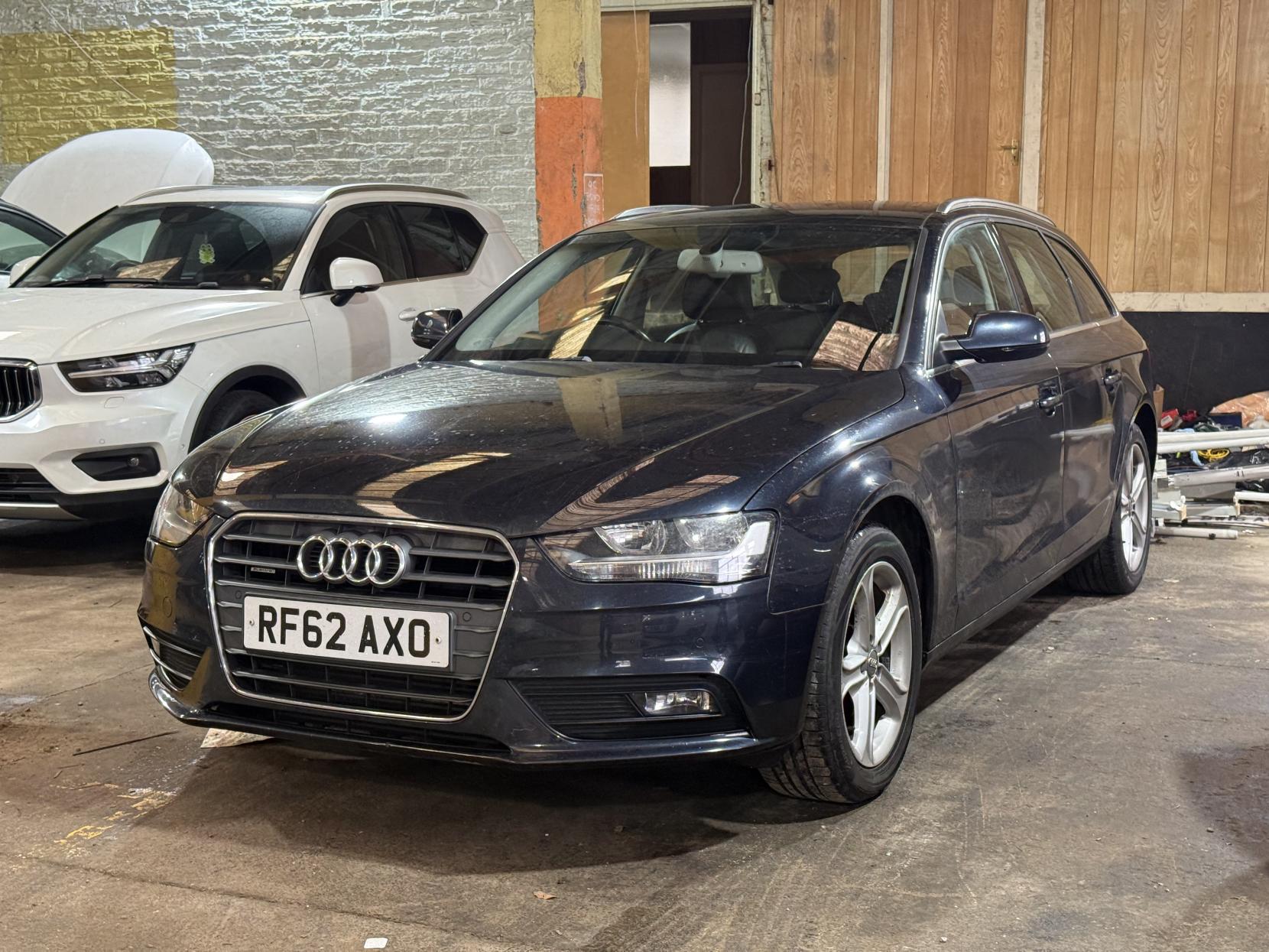 Audi A4 2.0 TDI SE Technik Saloon 4dr Diesel S Tronic quattro Euro 5 (s/s) (177 ps)