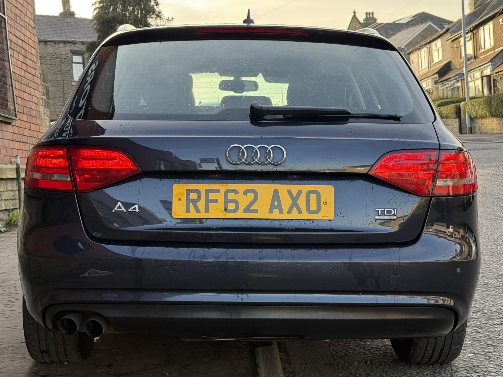 Audi A4 2.0 TDI SE Technik Saloon 4dr Diesel S Tronic quattro Euro 5 (s/s) (177 ps)