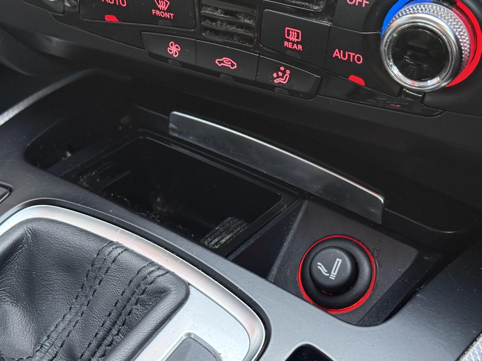 Audi A4 2.0 TDI SE Technik Saloon 4dr Diesel S Tronic quattro Euro 5 (s/s) (177 ps)