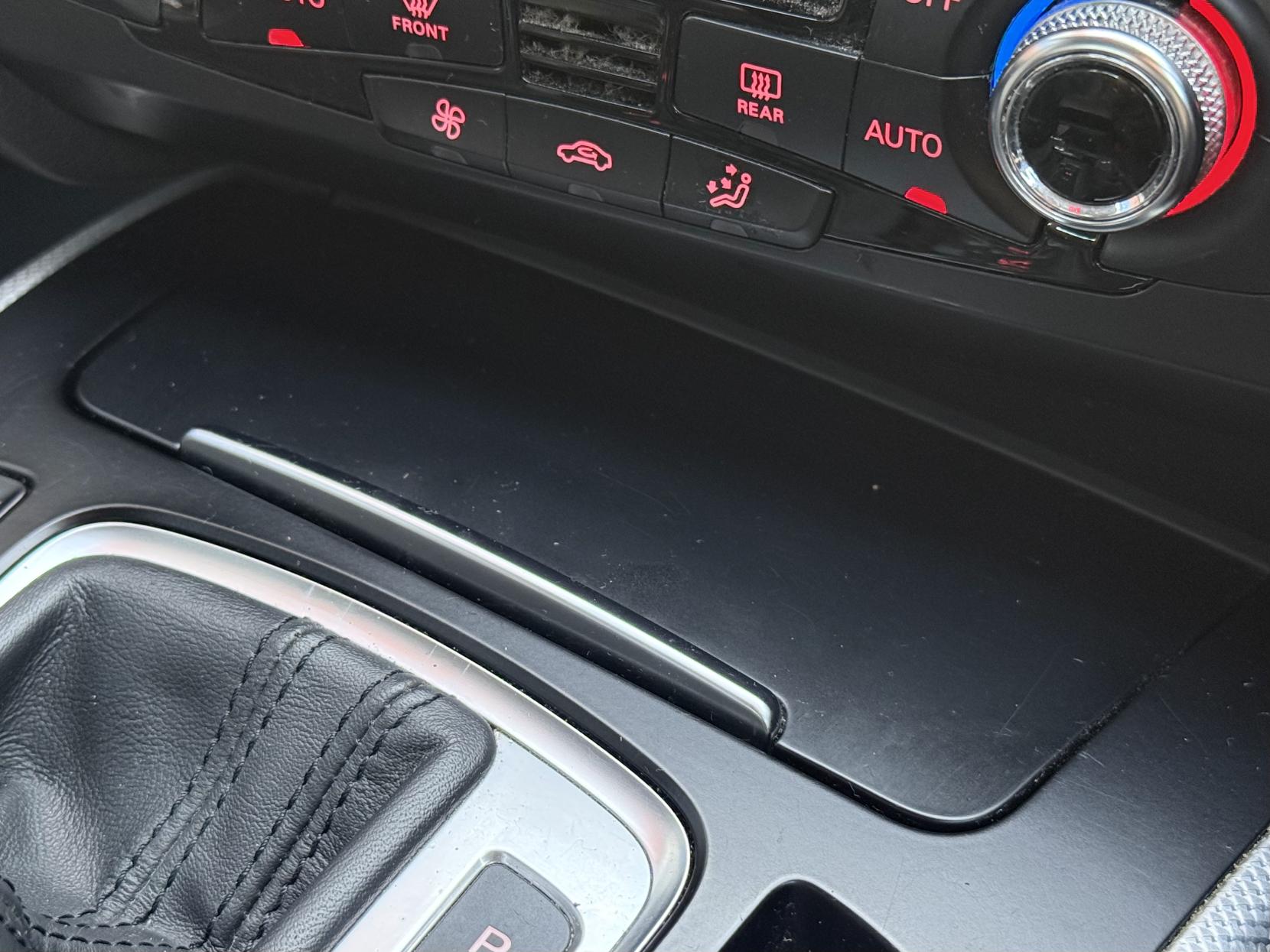 Audi A4 2.0 TDI SE Technik Saloon 4dr Diesel S Tronic quattro Euro 5 (s/s) (177 ps)