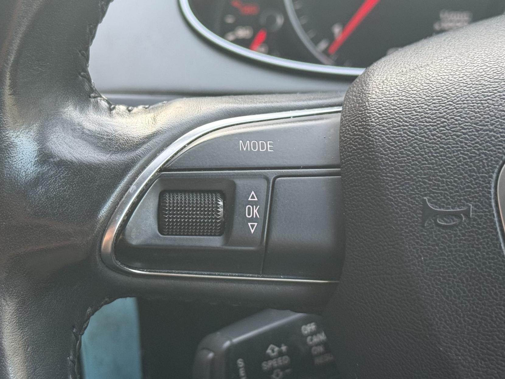 Audi A4 2.0 TDI SE Technik Saloon 4dr Diesel S Tronic quattro Euro 5 (s/s) (177 ps)