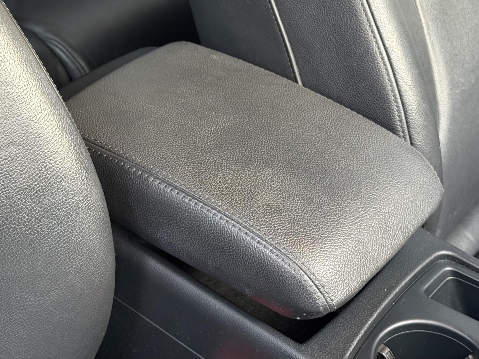 Audi A4 2.0 TDI SE Technik Saloon 4dr Diesel S Tronic quattro Euro 5 (s/s) (177 ps)