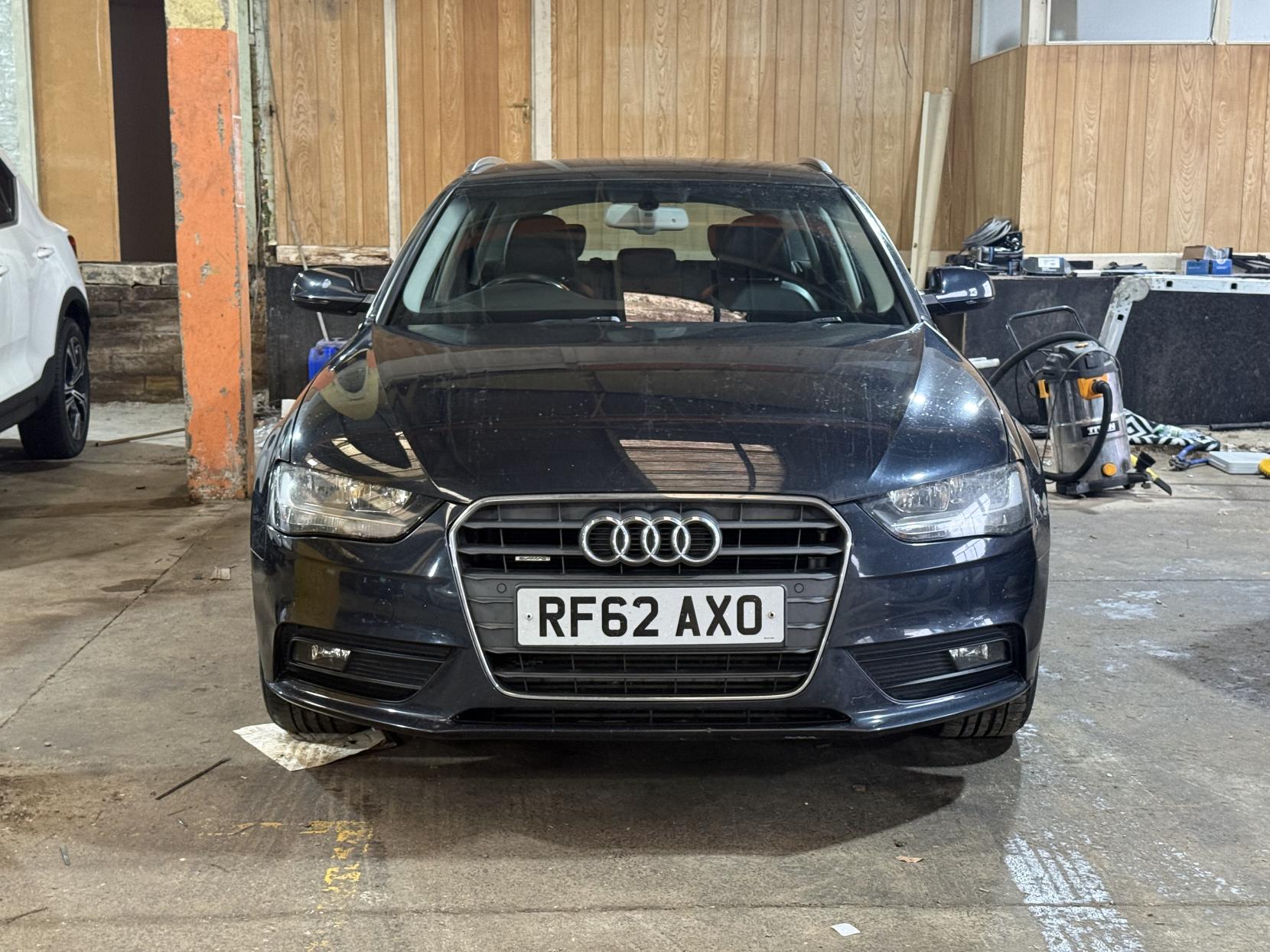 Audi A4 2.0 TDI SE Technik Saloon 4dr Diesel S Tronic quattro Euro 5 (s/s) (177 ps)