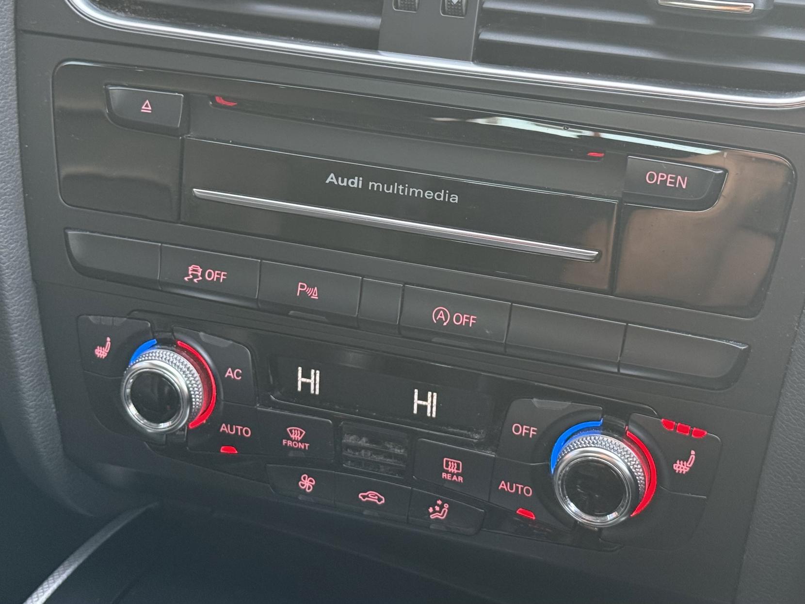 Audi A4 2.0 TDI SE Technik Saloon 4dr Diesel S Tronic quattro Euro 5 (s/s) (177 ps)