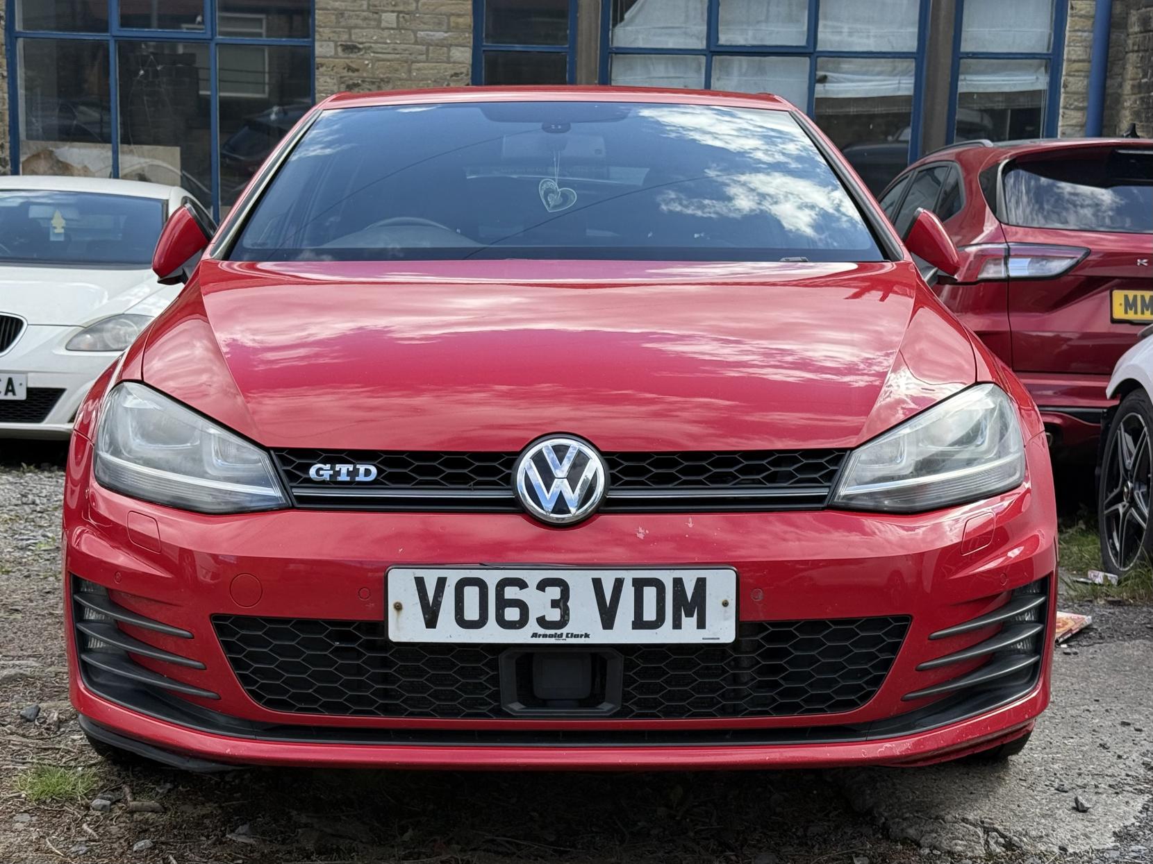Volkswagen Golf 2.0 TDI BlueMotion Tech GTD Hatchback 5dr Diesel Manual Euro 6 (s/s) (184 ps)