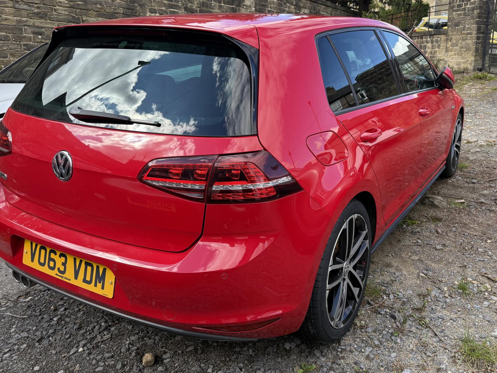 Volkswagen Golf 2.0 TDI BlueMotion Tech GTD Hatchback 5dr Diesel Manual Euro 6 (s/s) (184 ps)