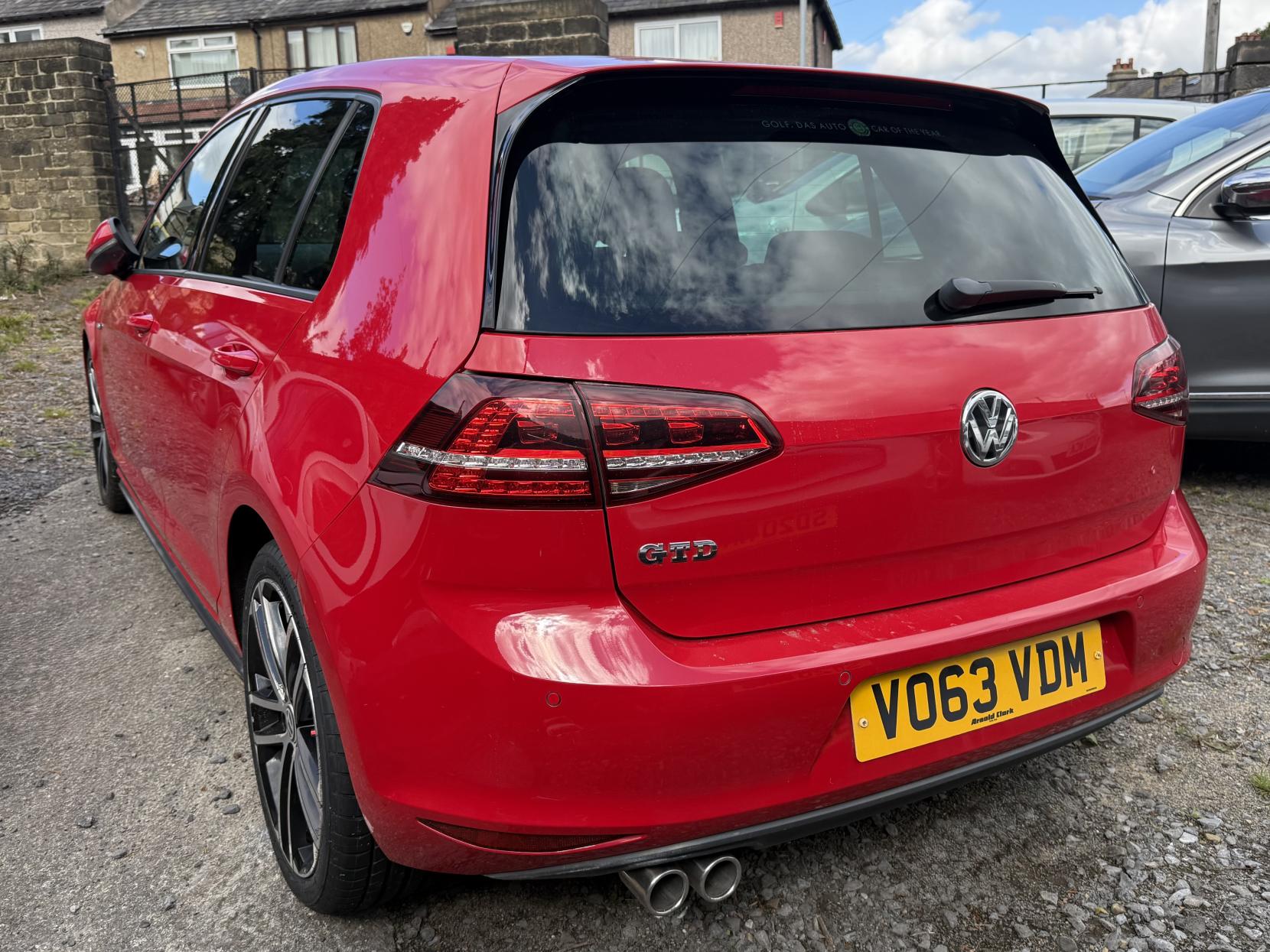 Volkswagen Golf 2.0 TDI BlueMotion Tech GTD Hatchback 5dr Diesel Manual Euro 6 (s/s) (184 ps)