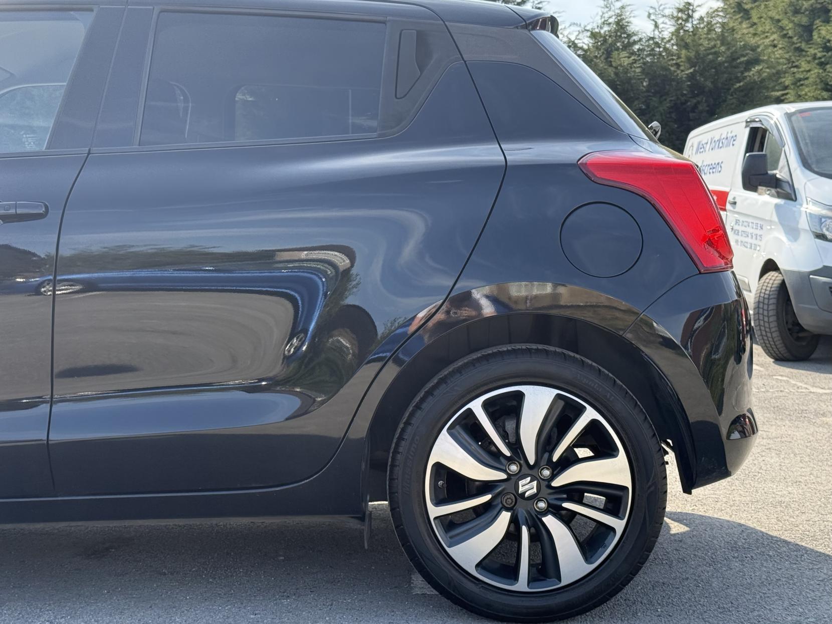 Suzuki Swift 1.0 Boosterjet SHVS SZ5 Hatchback 5dr Petrol Hybrid Manual Euro 6 (s/s) (111 ps)