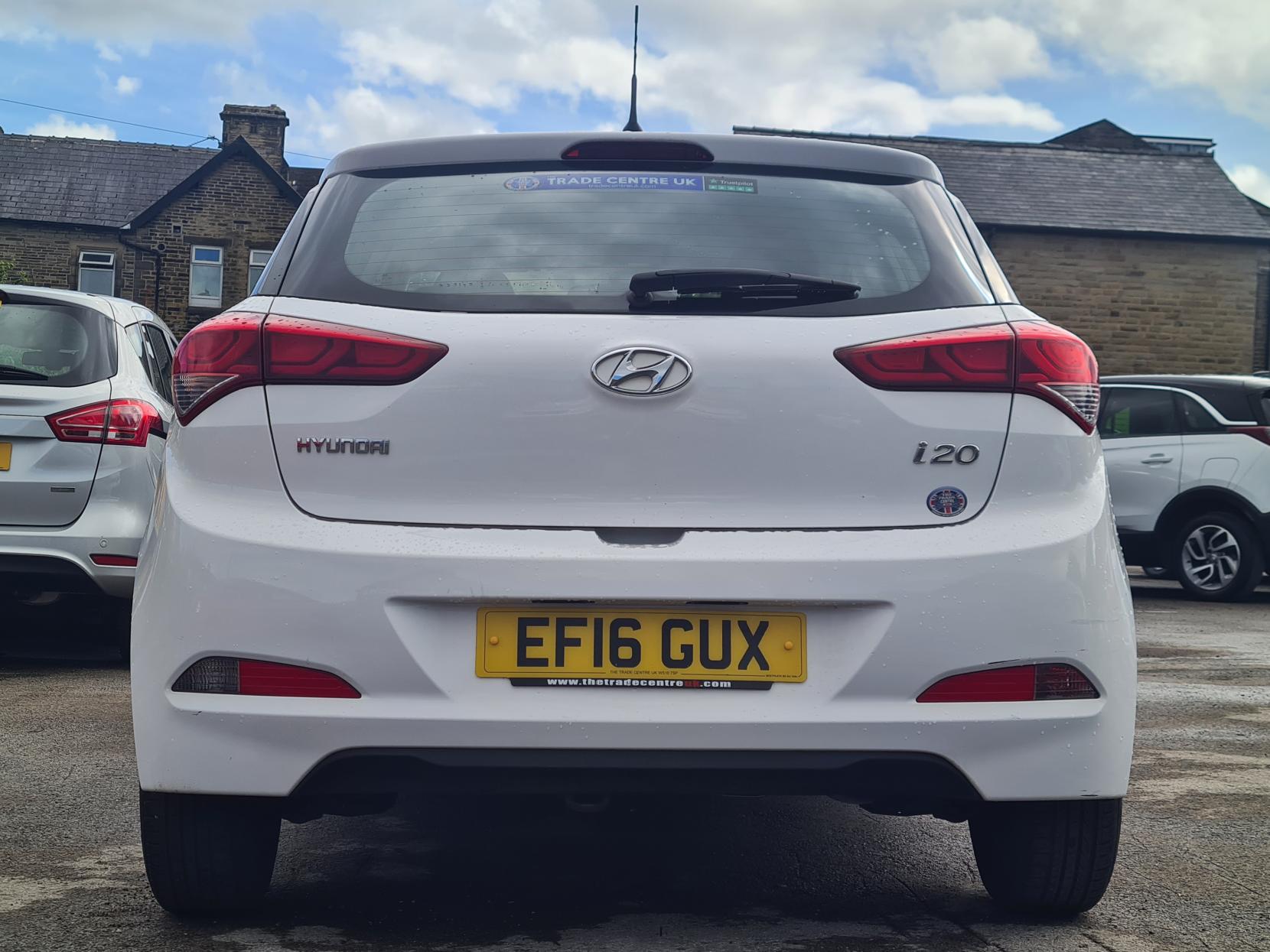 Hyundai i20 1.2 Blue Drive S Air Hatchback 5dr Petrol Manual Euro 6 (s/s) (75 ps)