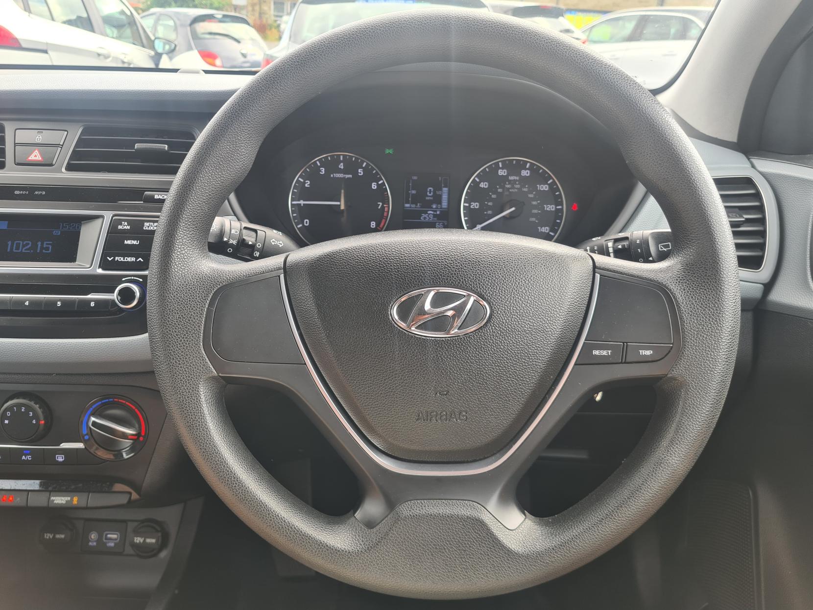 Hyundai i20 1.2 Blue Drive S Air Hatchback 5dr Petrol Manual Euro 6 (s/s) (75 ps)