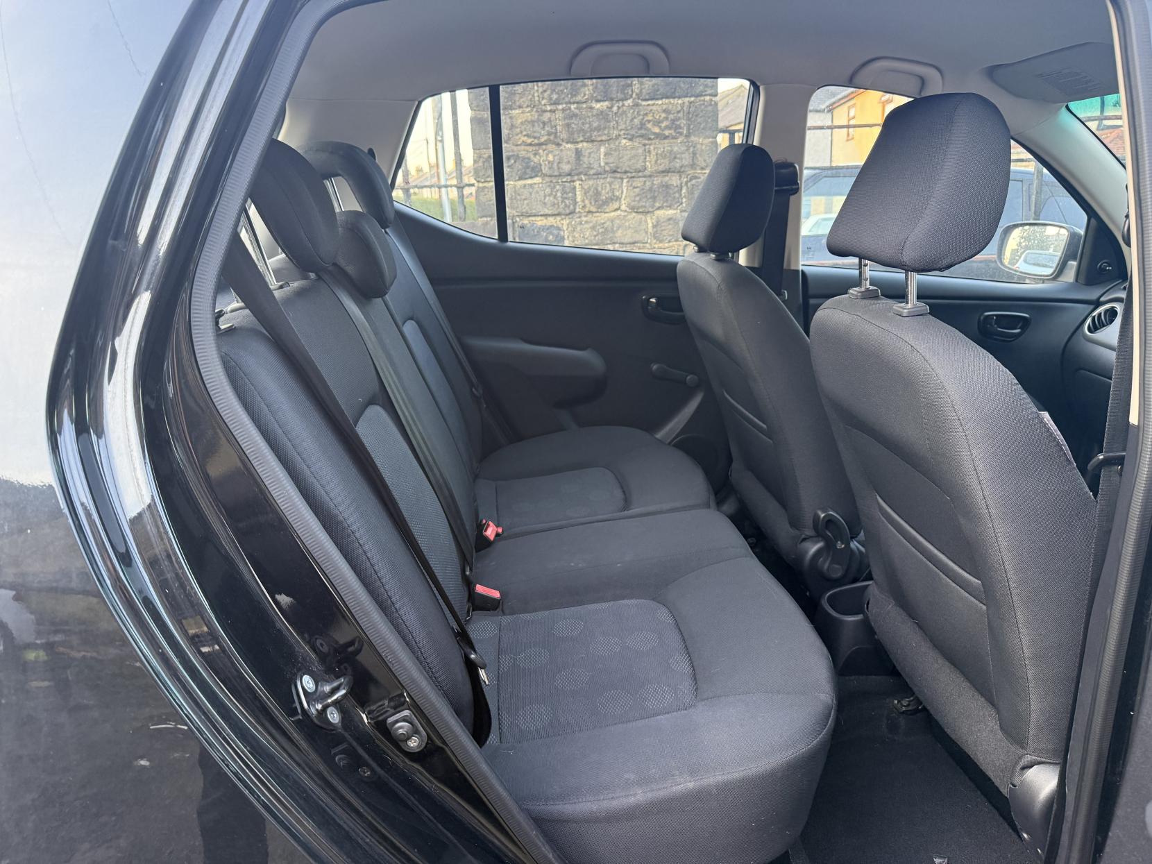 Hyundai i10 1.2 Classic Hatchback 5dr Petrol Manual Euro 4 (77 bhp)