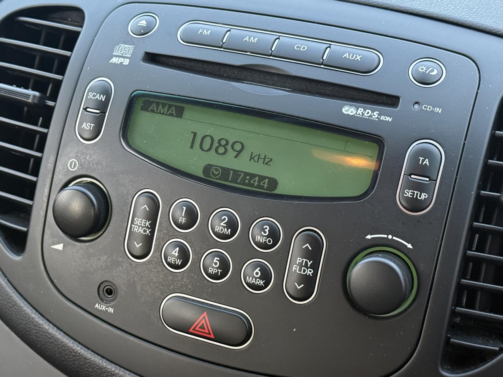 Hyundai i10 1.2 Classic Hatchback 5dr Petrol Manual Euro 4 (77 bhp)