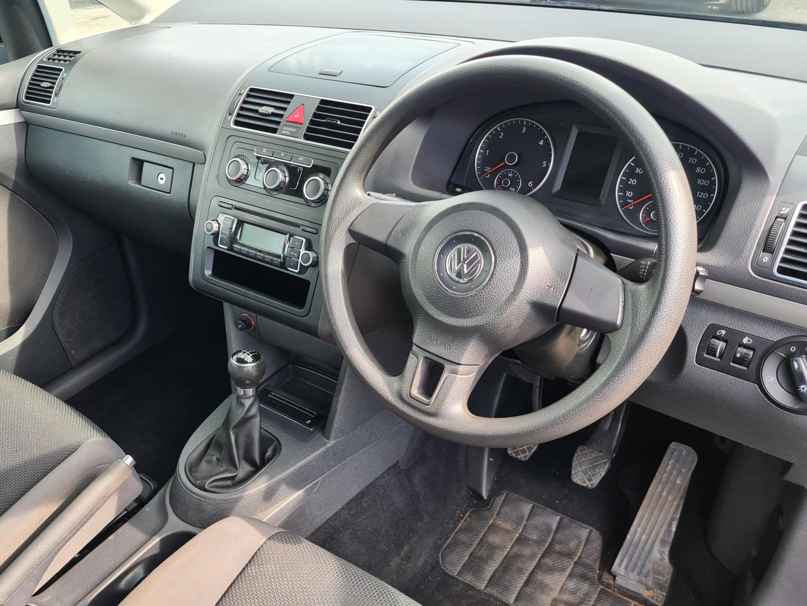 Volkswagen Touran 1.6 TDI S MPV 5dr Diesel Manual Euro 5 (105 ps)