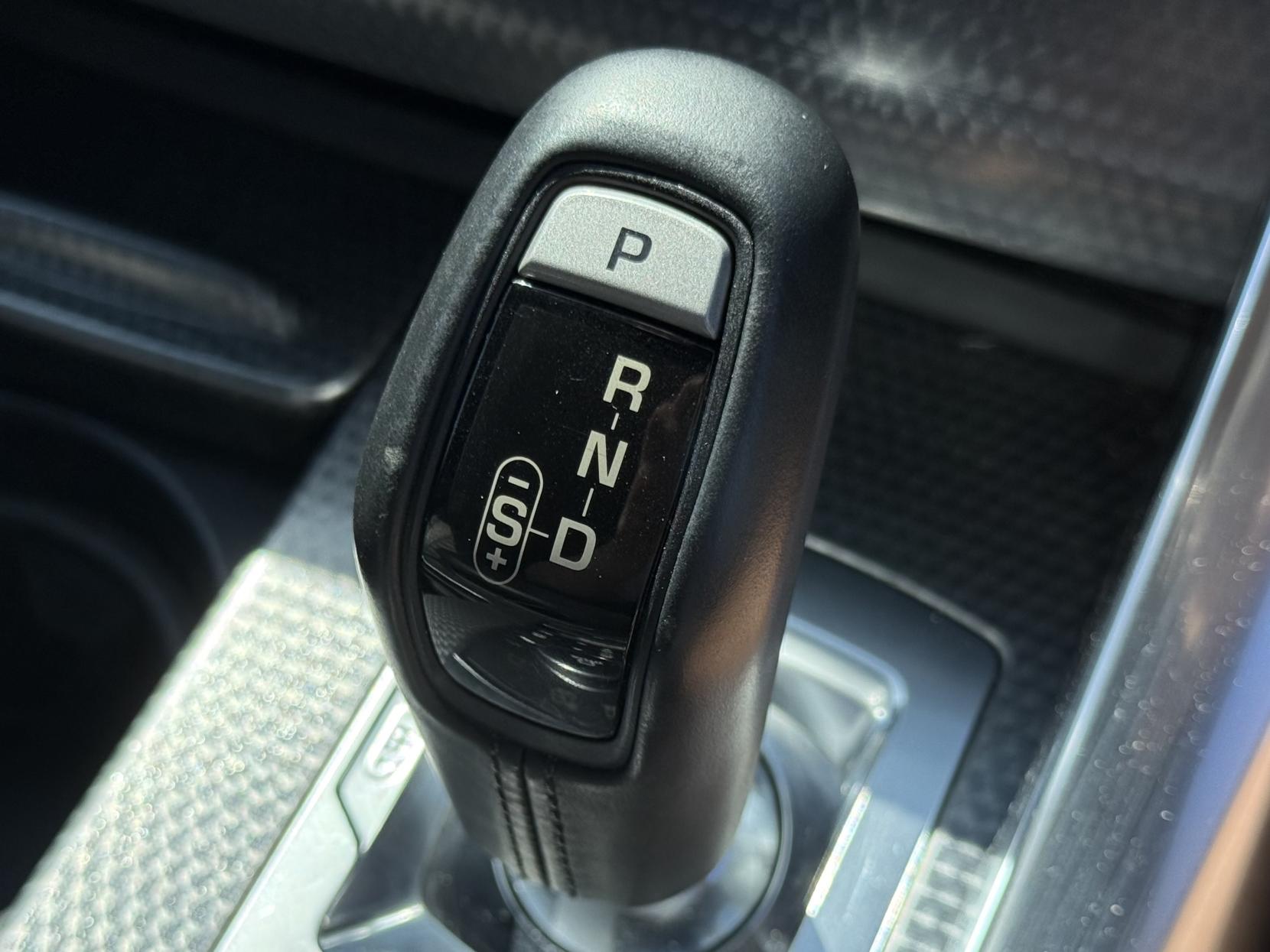 Land Rover Range Rover Sport 5.0 V8 SVR SUV 5dr Petrol Auto 4WD Euro 6 (s/s) (550 ps)