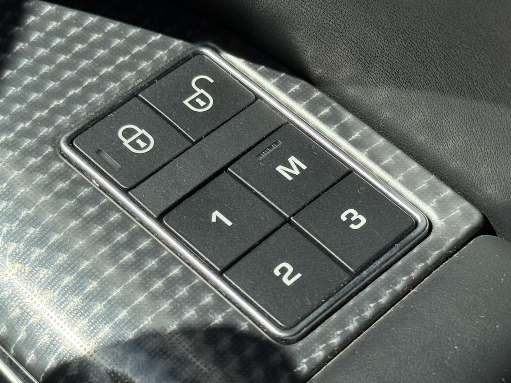 Land Rover Range Rover Sport 5.0 V8 SVR SUV 5dr Petrol Auto 4WD Euro 6 (s/s) (550 ps)