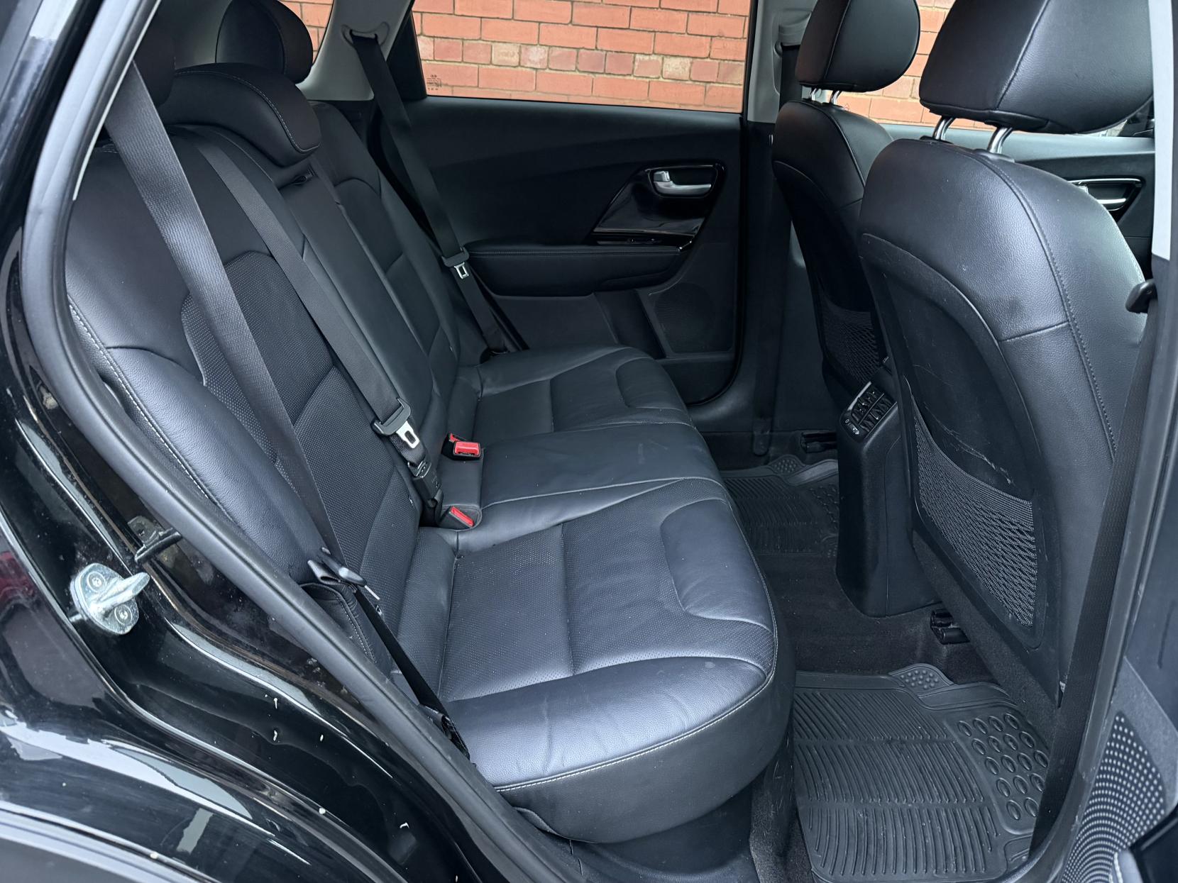 Kia Niro 1.6h GDi GPF 4 SUV 5dr Petrol Hybrid DCT Euro 6 (s/s) ( 16in Alloy) (139 bhp)