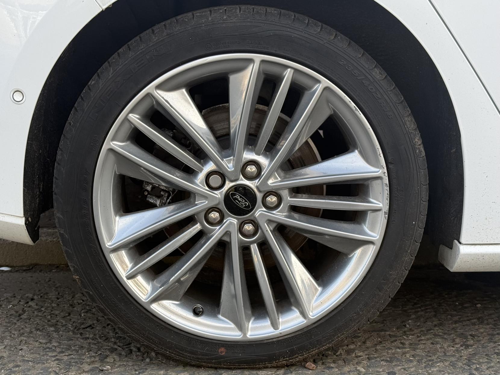 Ford Focus 1.0T EcoBoost Vignale Hatchback 5dr Petrol Manual Euro 6 (s/s) (125 ps)