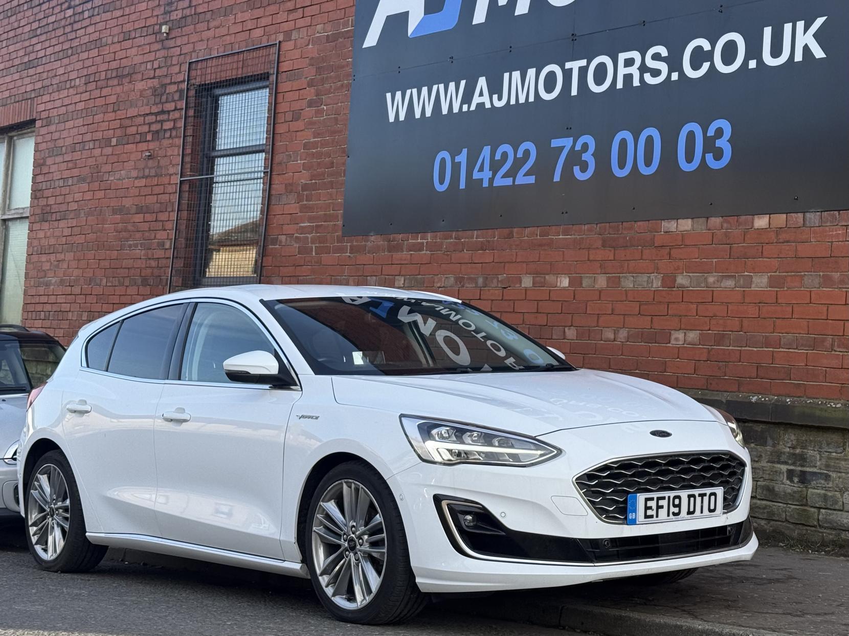 Ford Focus 1.0T EcoBoost Vignale Hatchback 5dr Petrol Manual Euro 6 (s/s) (125 ps)