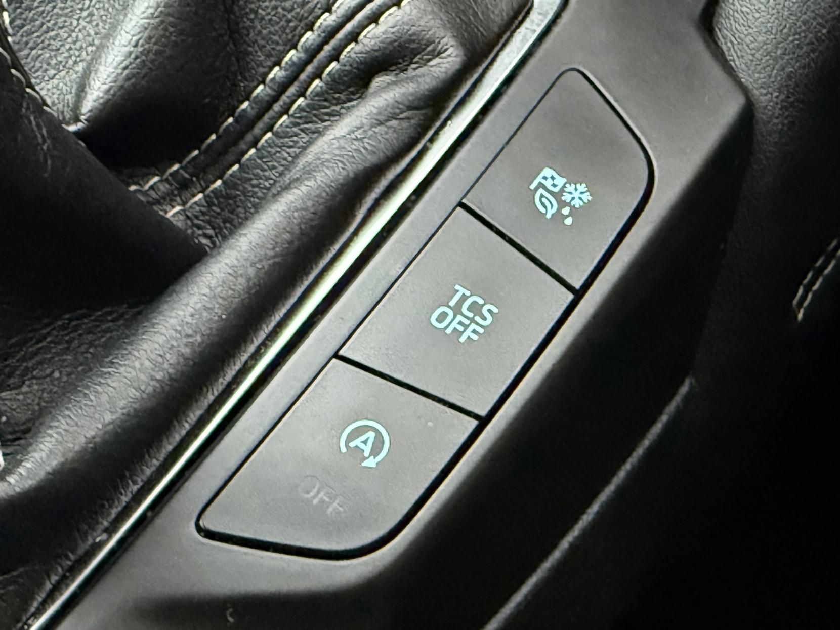 Ford Focus 1.0T EcoBoost Vignale Hatchback 5dr Petrol Manual Euro 6 (s/s) (125 ps)