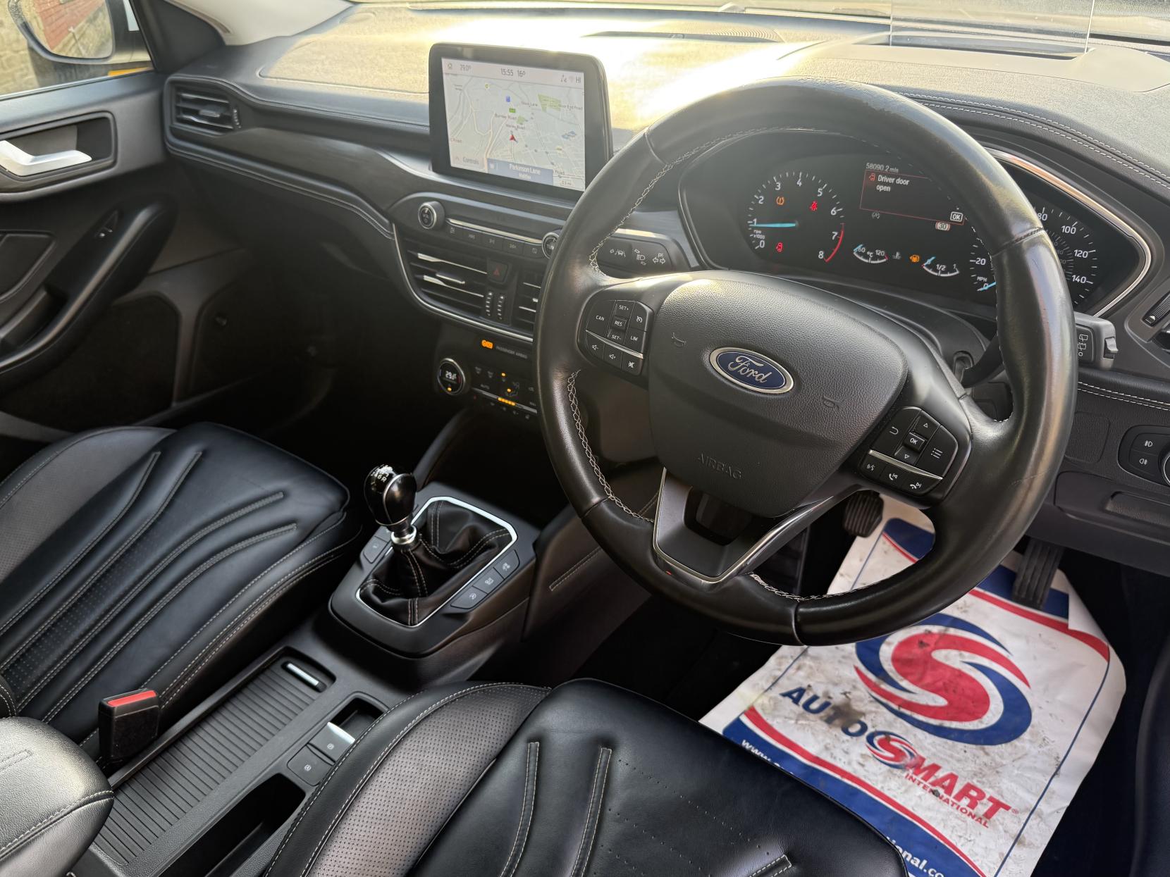 Ford Focus 1.0T EcoBoost Vignale Hatchback 5dr Petrol Manual Euro 6 (s/s) (125 ps)