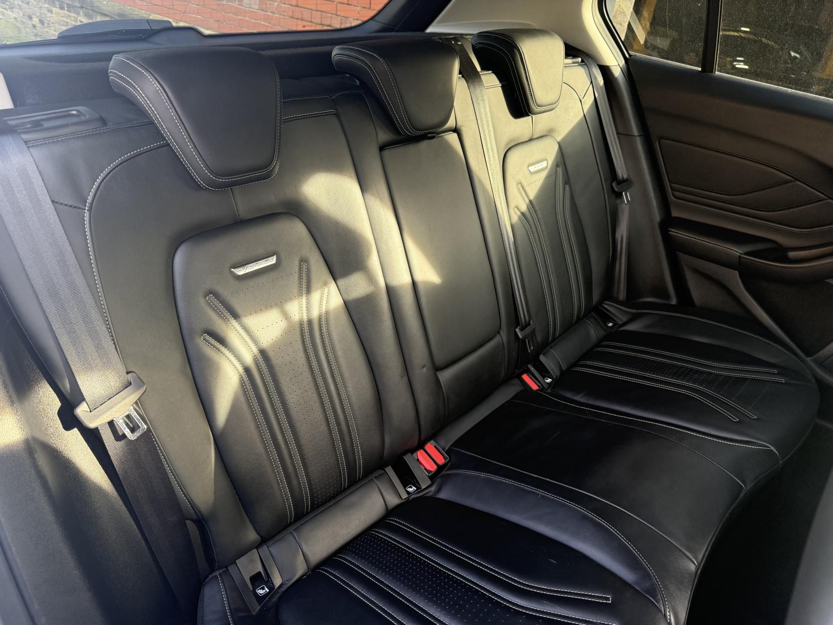 Ford Focus 1.0T EcoBoost Vignale Hatchback 5dr Petrol Manual Euro 6 (s/s) (125 ps)