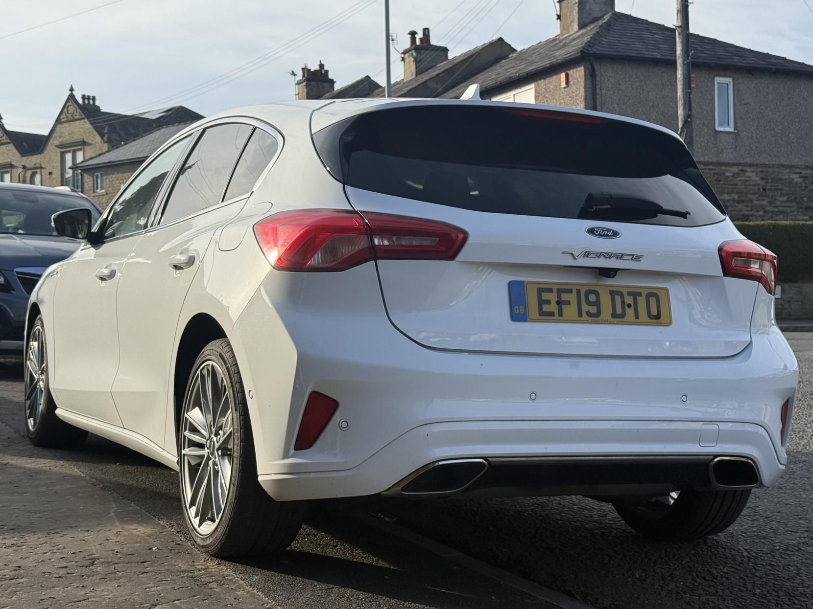 Ford Focus 1.0T EcoBoost Vignale Hatchback 5dr Petrol Manual Euro 6 (s/s) (125 ps)