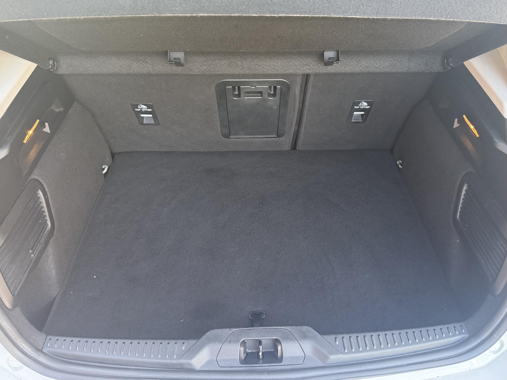 Ford Focus 1.0T EcoBoost Vignale Hatchback 5dr Petrol Manual Euro 6 (s/s) (125 ps)