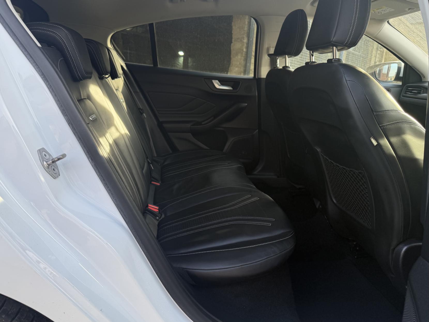 Ford Focus 1.0T EcoBoost Vignale Hatchback 5dr Petrol Manual Euro 6 (s/s) (125 ps)