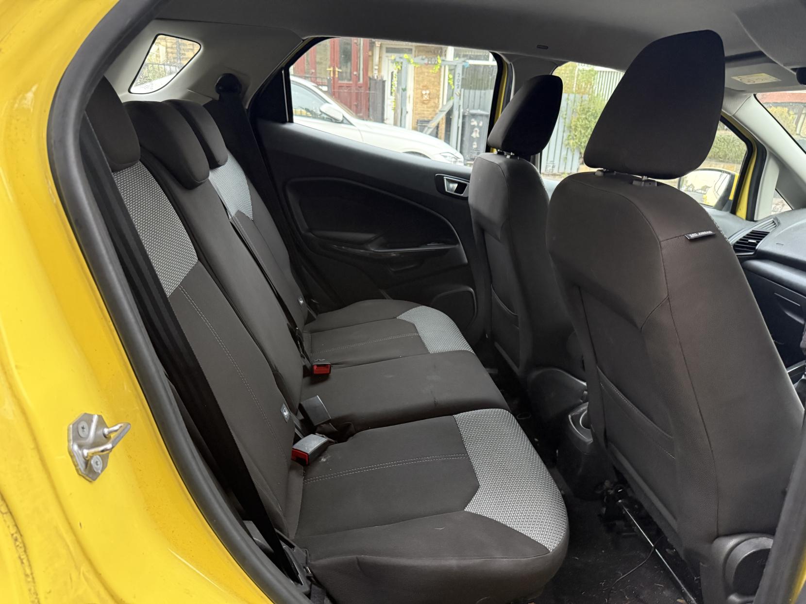 Ford EcoSport 1.0T EcoBoost Zetec SUV 5dr Petrol Manual 2WD Euro 6 (s/s) (125 ps)