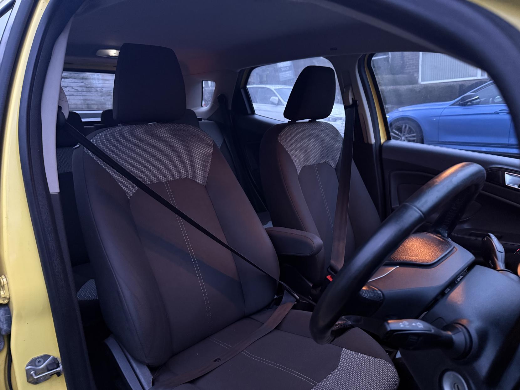 Ford EcoSport 1.0T EcoBoost Zetec SUV 5dr Petrol Manual 2WD Euro 6 (s/s) (125 ps)