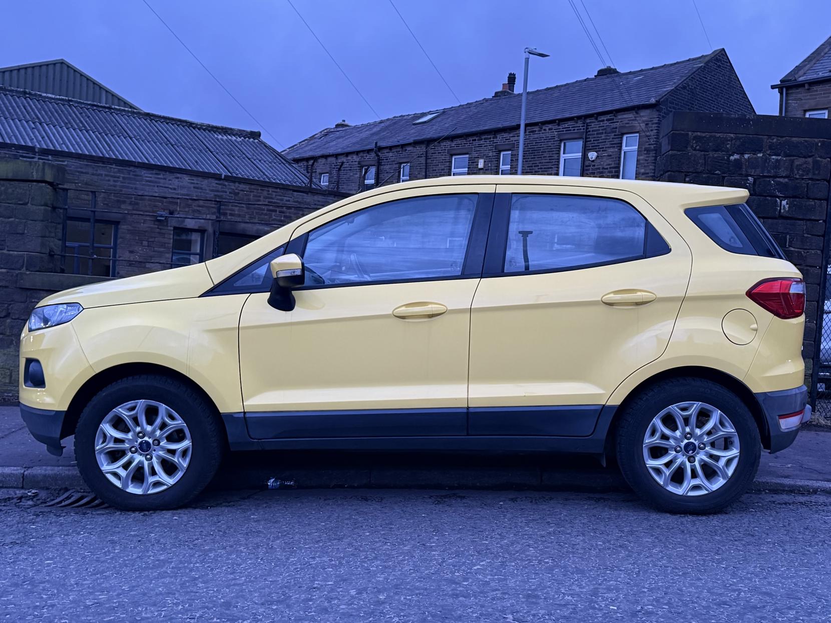 Ford EcoSport 1.0T EcoBoost Zetec SUV 5dr Petrol Manual 2WD Euro 6 (s/s) (125 ps)