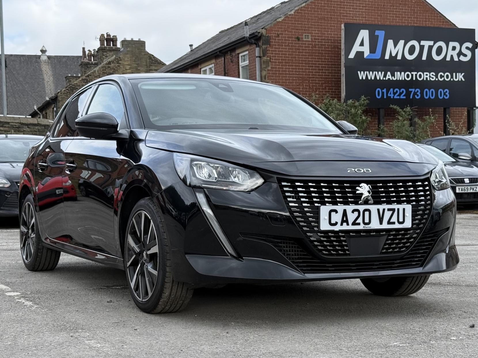 Peugeot 208 1.2 PureTech Allure Hatchback 5dr Petrol Manual Euro 6 (s/s) (100 ps)