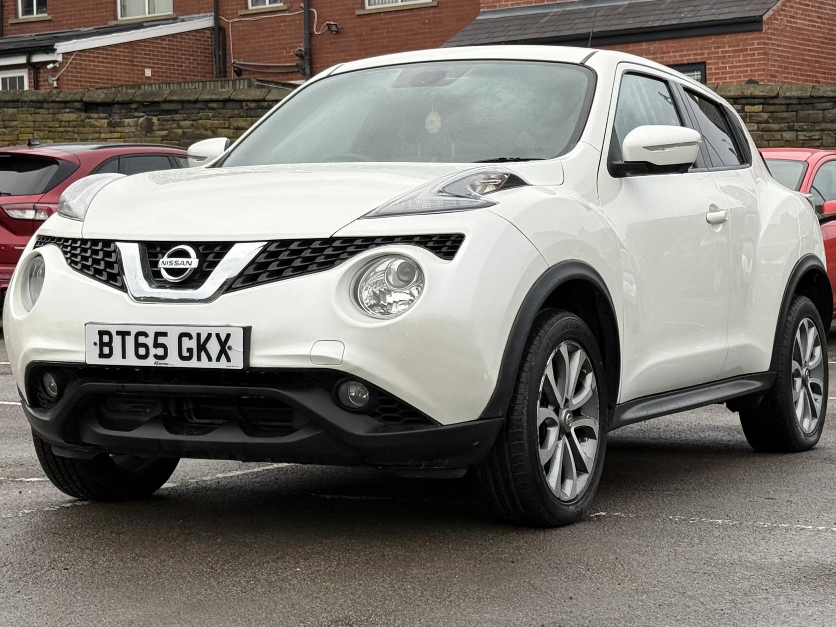 Nissan Juke 1.6 Tekna SUV 5dr Petrol XTRON Euro 6 (117 ps)