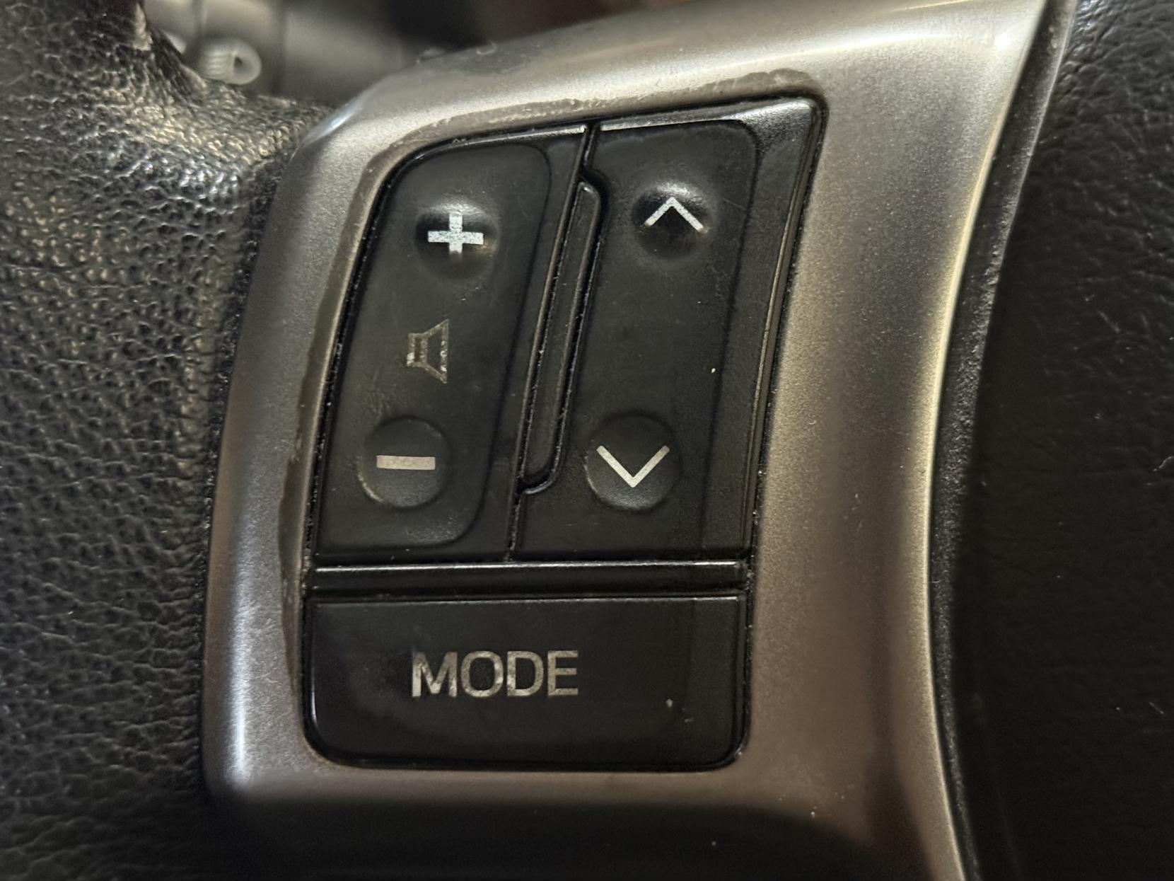 Toyota Yaris 1.0 VVT-i Icon Hatchback 5dr Petrol Manual Euro 6 (69 ps)