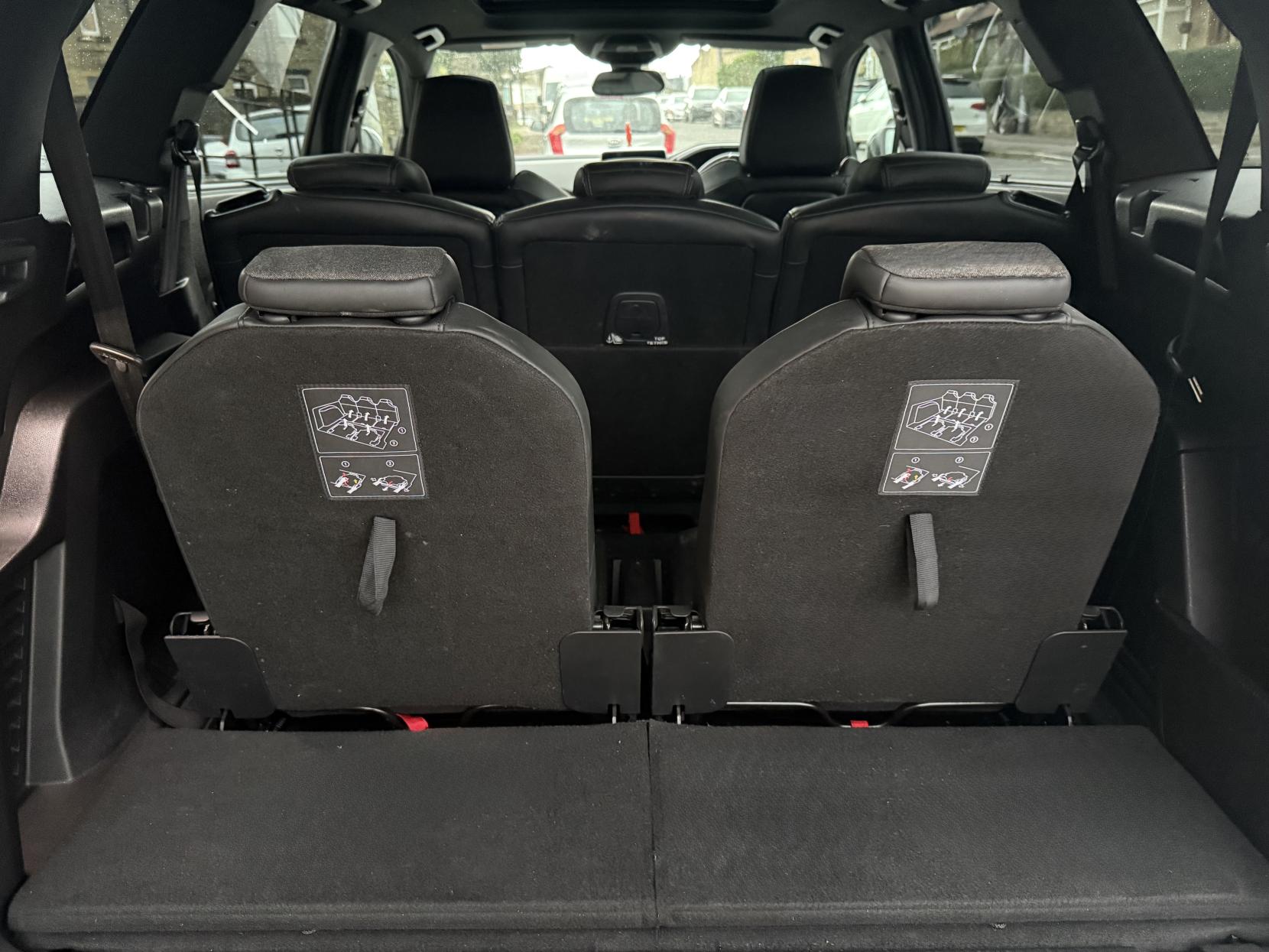 Peugeot 5008 1.2 PureTech GT Line Premium SUV 5dr Petrol Manual Euro 6 (s/s) (130 ps)