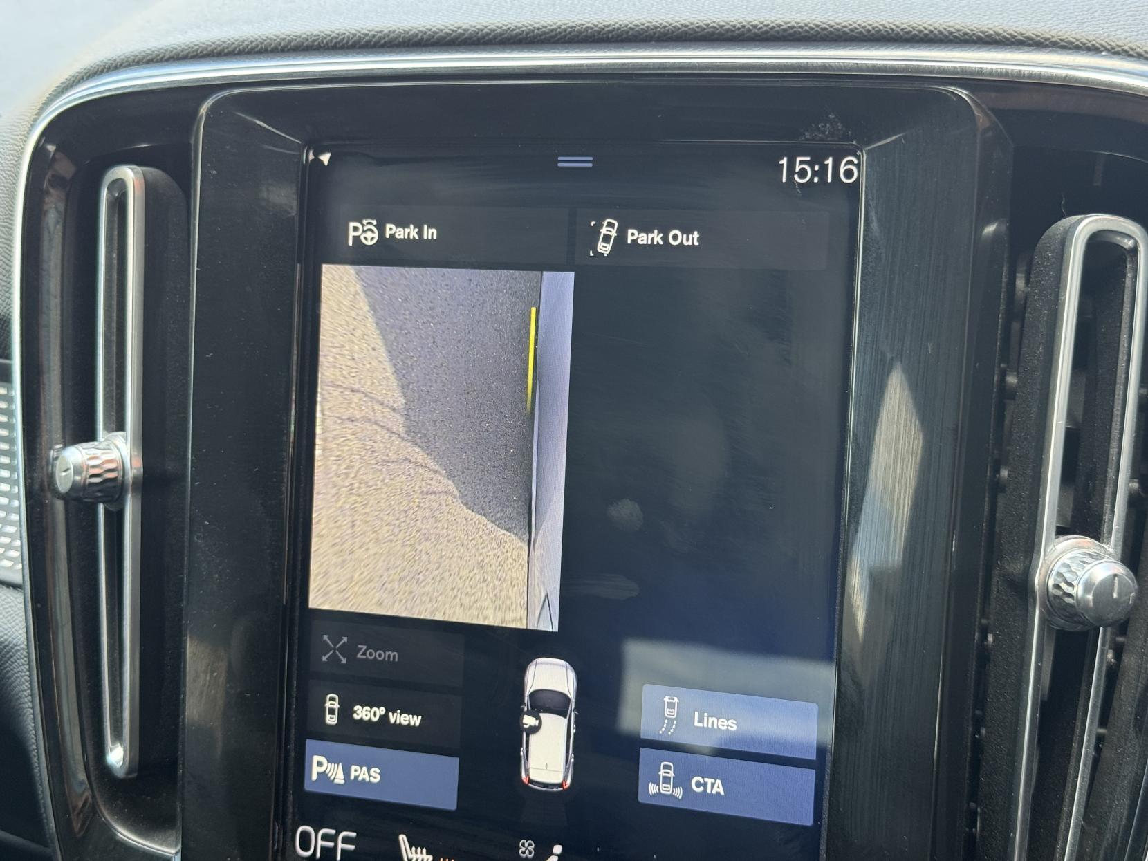 Volvo XC40 2.0 T5 R-Design SUV 5dr Petrol Auto AWD Euro 6 (s/s) (247 ps)