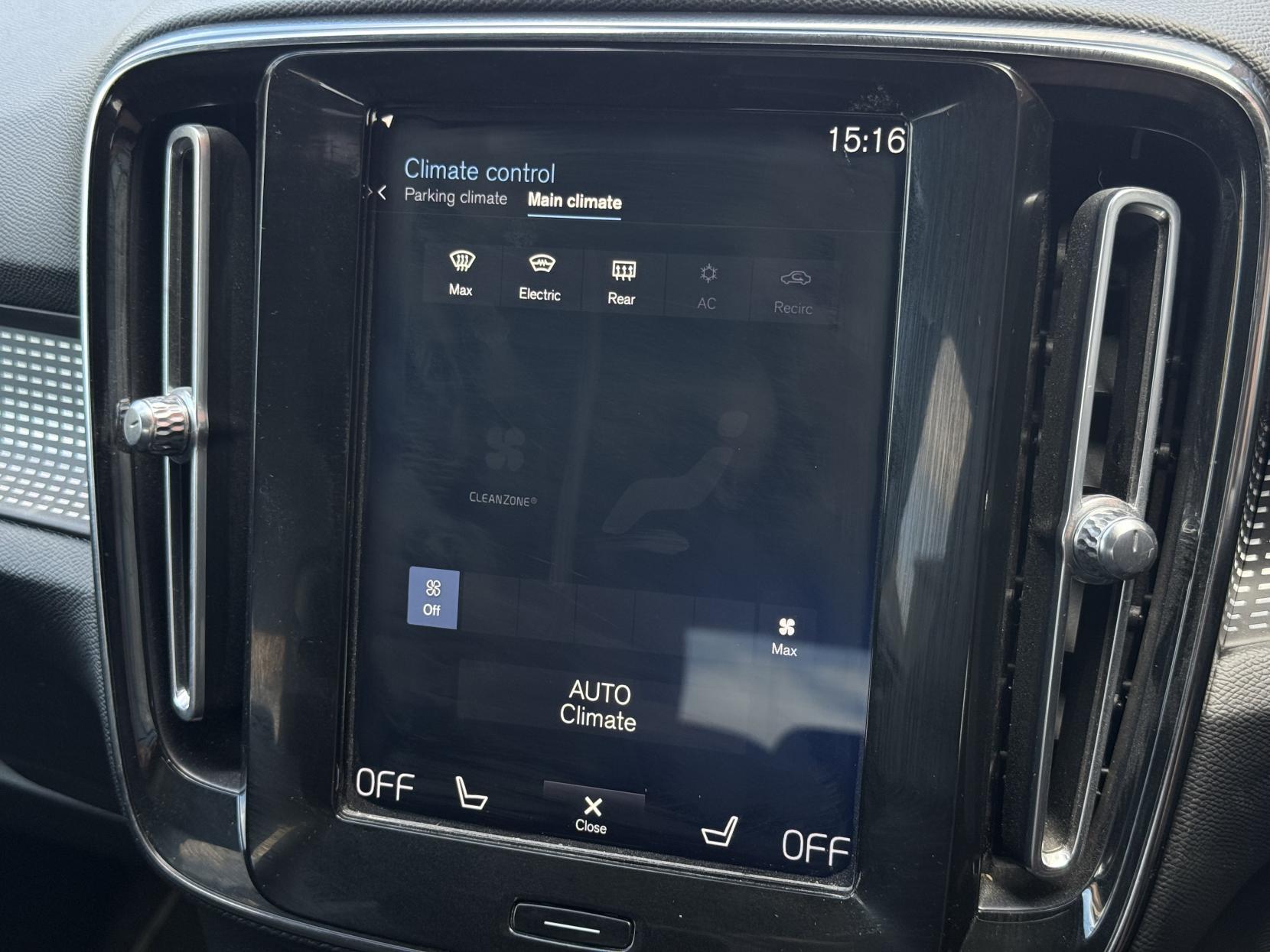 Volvo XC40 2.0 T5 R-Design SUV 5dr Petrol Auto AWD Euro 6 (s/s) (247 ps)