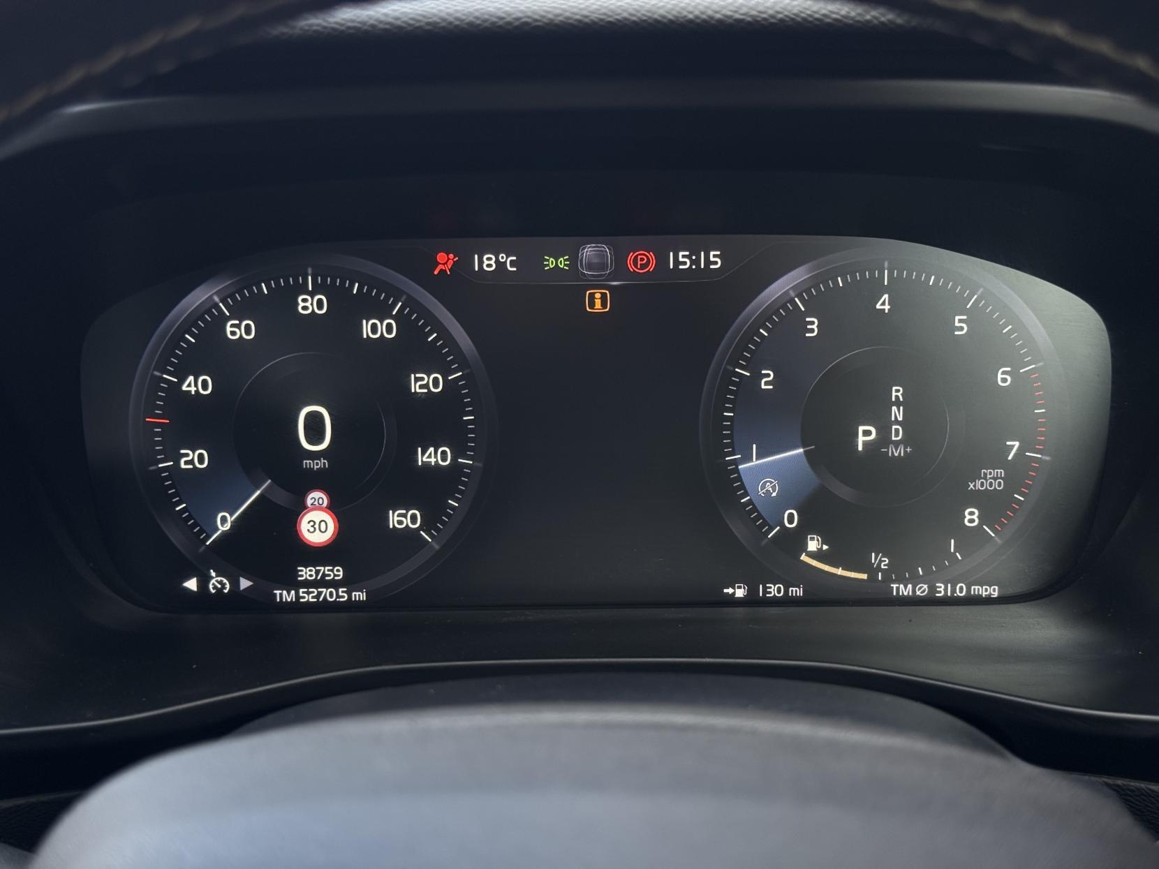 Volvo XC40 2.0 T5 R-Design SUV 5dr Petrol Auto AWD Euro 6 (s/s) (247 ps)