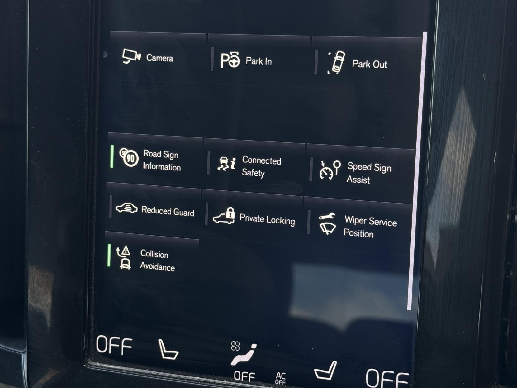 Volvo XC40 2.0 T5 R-Design SUV 5dr Petrol Auto AWD Euro 6 (s/s) (247 ps)