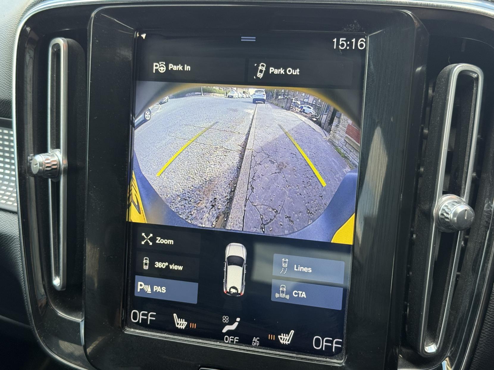 Volvo XC40 2.0 T5 R-Design SUV 5dr Petrol Auto AWD Euro 6 (s/s) (247 ps)