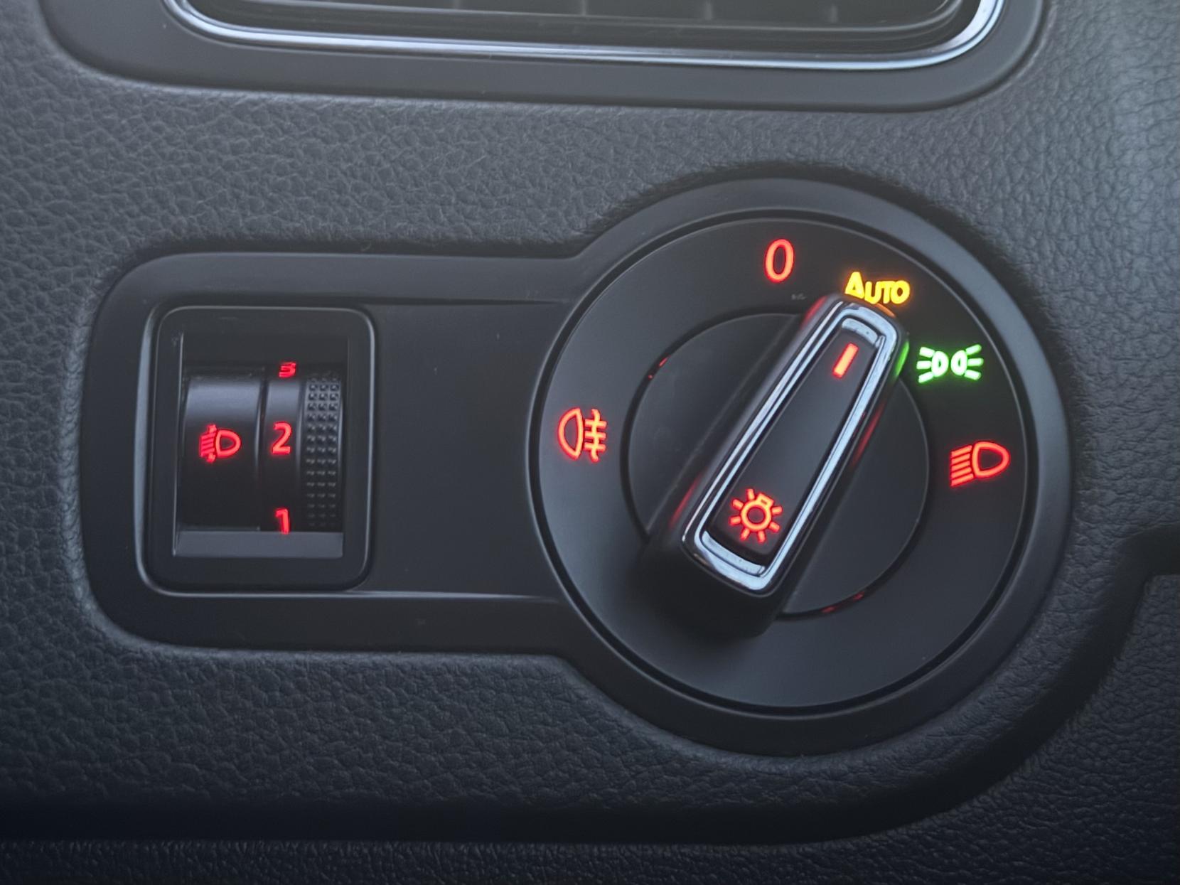 Volkswagen Polo 1.4 TDI BlueMotion Tech SE Hatchback 5dr Diesel Manual Euro 6 (s/s) (75 ps)