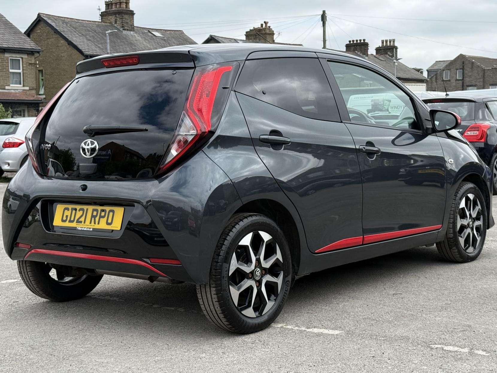Toyota AYGO 1.0 VVT-i x-trend Hatchback 5dr Petrol Manual Euro 6 (s/s) (71 ps)